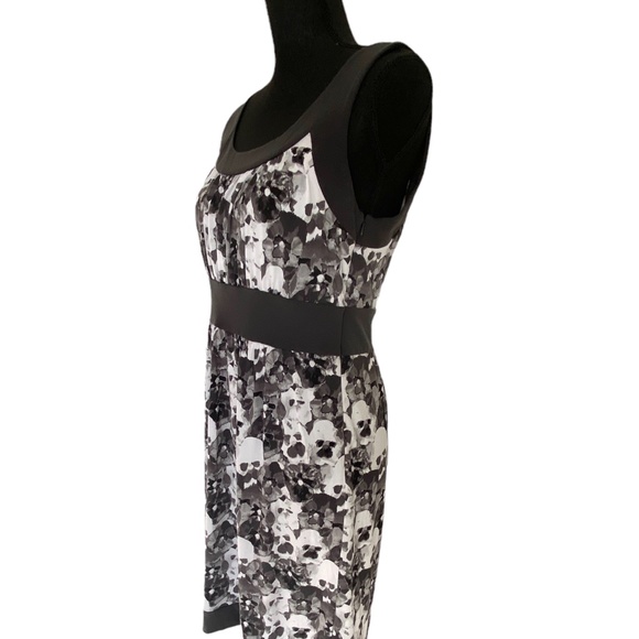 ☀️🎉HP!🎉 ANN TAYLOR LOFT Floral Sleeveless Dress, Size Small - Picture 5 of 6
